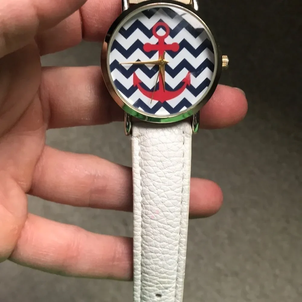 Chevron watch